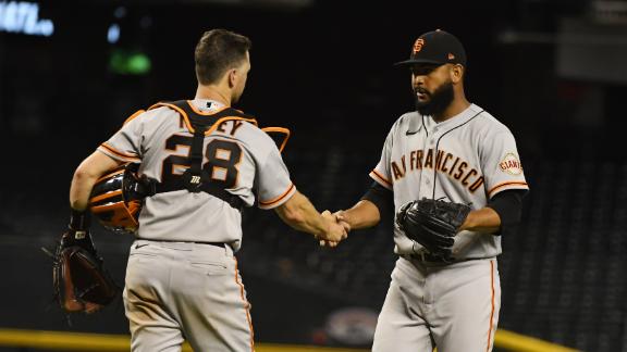 Giants rally to beat Dodgers in 11th after being hitless for 6 innings