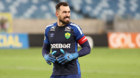 Goleiro Walter enfrentará o Corinthians pelo Brasileirão