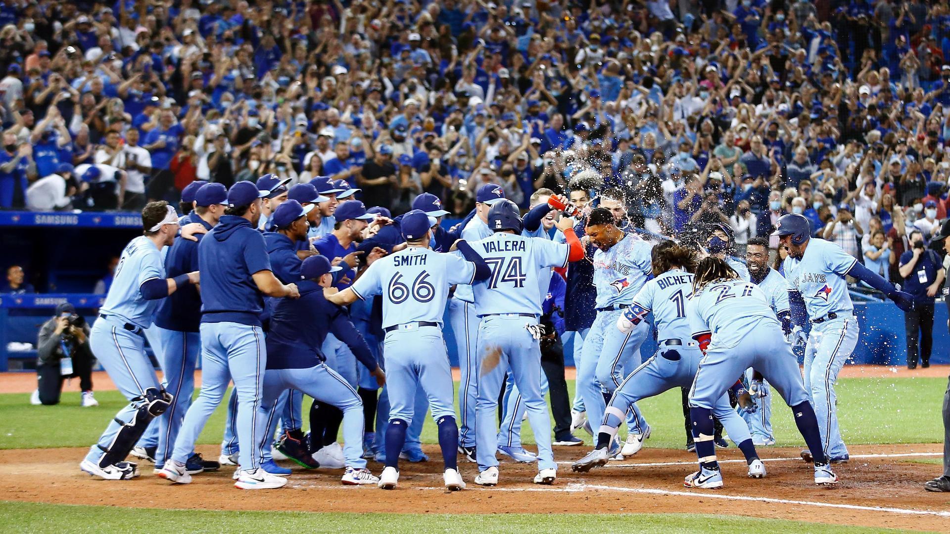 Marcus Semien ends a wild game with a walk-off home run - Bluebird