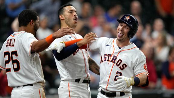 Correa hits RBI double in 10th, Astros rally past M's 5-4