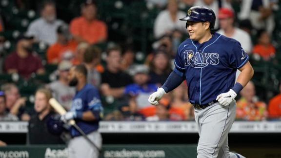 Rays clinch home-field advantage in playoffs with 7-0 win