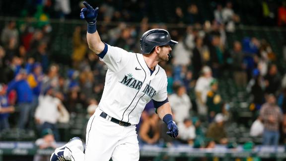 Haniger's homer helps M's beat A's 4-2, close in wild card - The