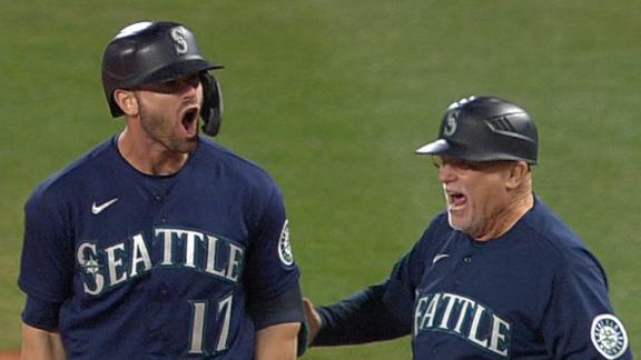 Mitch Haniger's heroic 8th inning RBIs keep Mariners' playoff