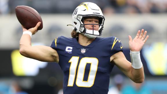 Los Angeles' Justin Herbert has 3 TDs, Chargers beat Eagles 27-24