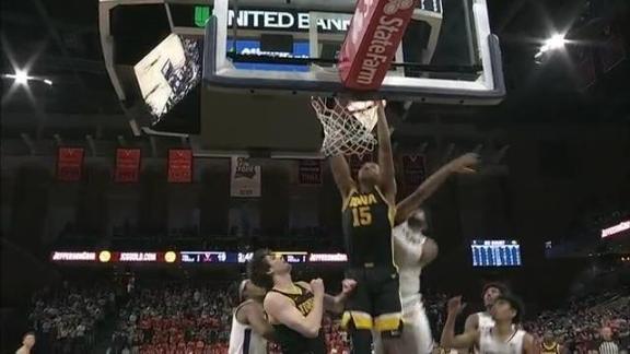Keegan Murray slams down huge dunk - ESPN Video