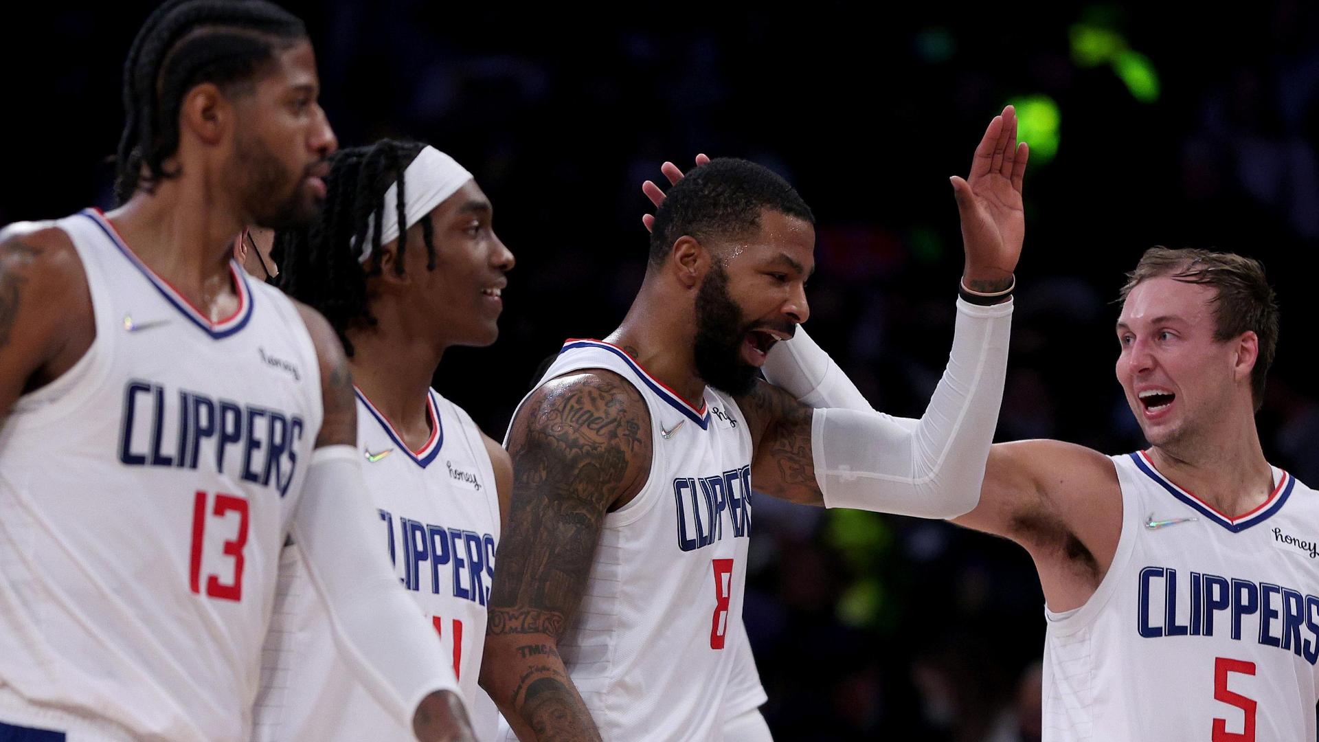 Morris banks in 3-pointer to secure Clippers' win