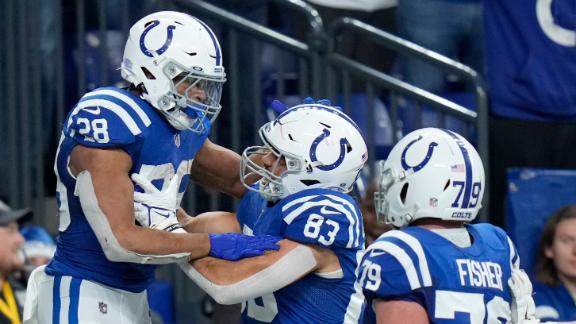 Taylor breaks away for 67-yard TD to put Colts in control late