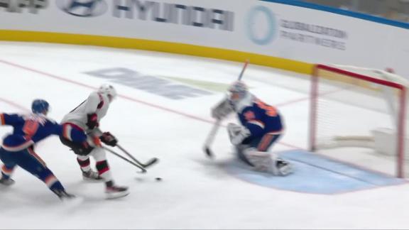 Islanders Top Senators; Wahlstrom, Barzal, Sorokin Score - ABC7 New York