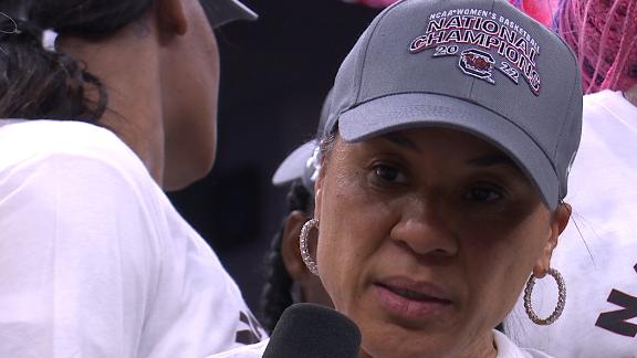 Sorry Temple fans, Dawn Staley is on higher ground chasing history at South  Carolina
