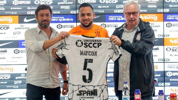 Maycon x Paulinho: Quem deverá ser o titular no meio-campo do Timão?