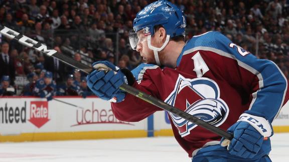 MacKinnon, Avs drub Kings to claim franchise-best 53rd win