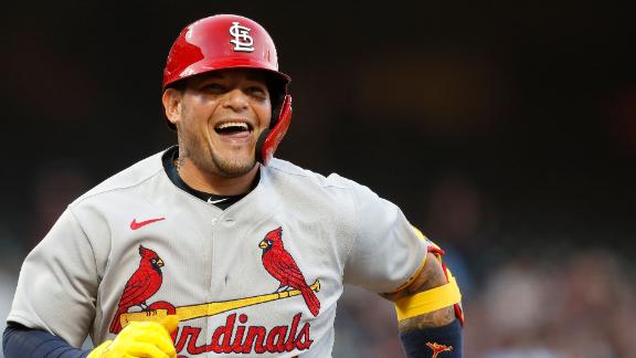 Molina ties it, O'Neill walks off 