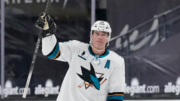 Flashback: Marleau honored for setting NHL's games played record