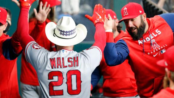 Lowe HR in 10th gives Rangers 6-5 win and sweep of Angels