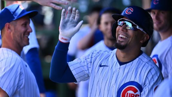 Cubs' Contreras gets 3 hits and steal, beats brother, Braves - ABC7 Chicago