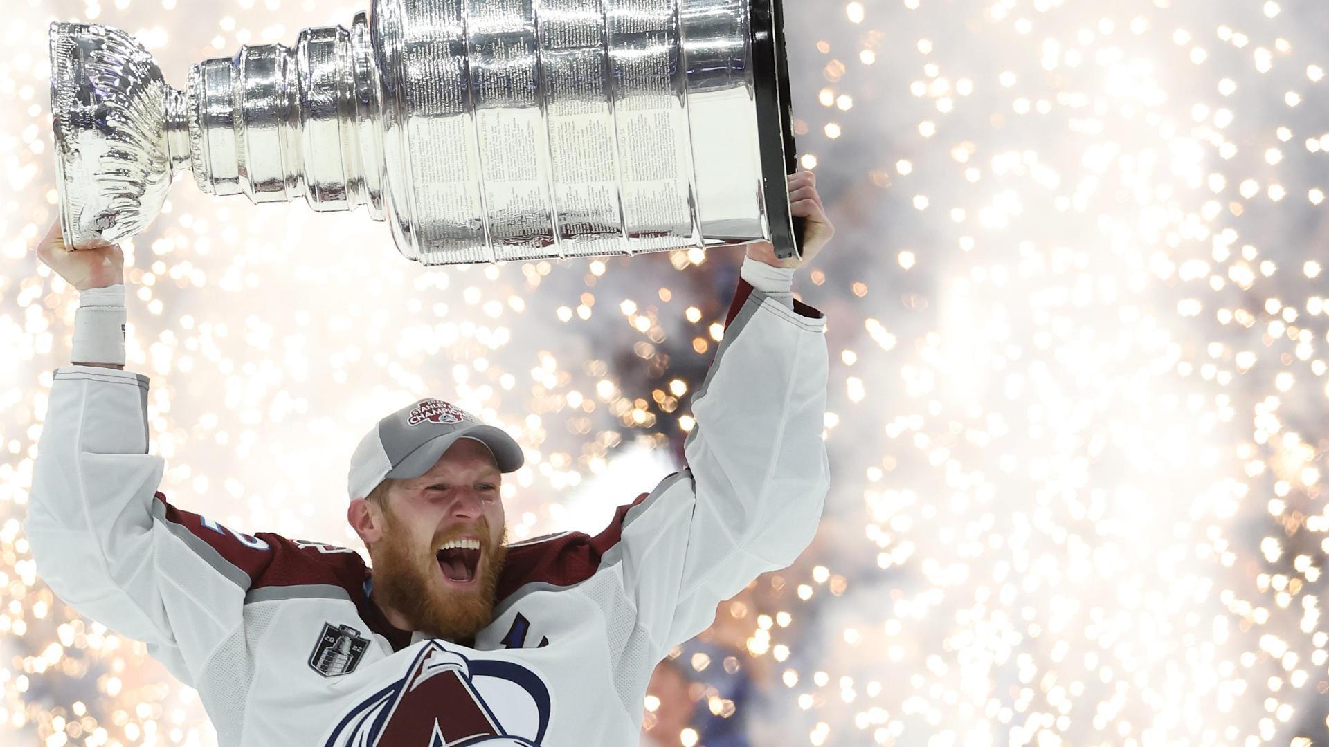 Avalanche vs. Lightning score Stanley Cup Final Game 6: Colorado wins 2-1  for team's third championship 
