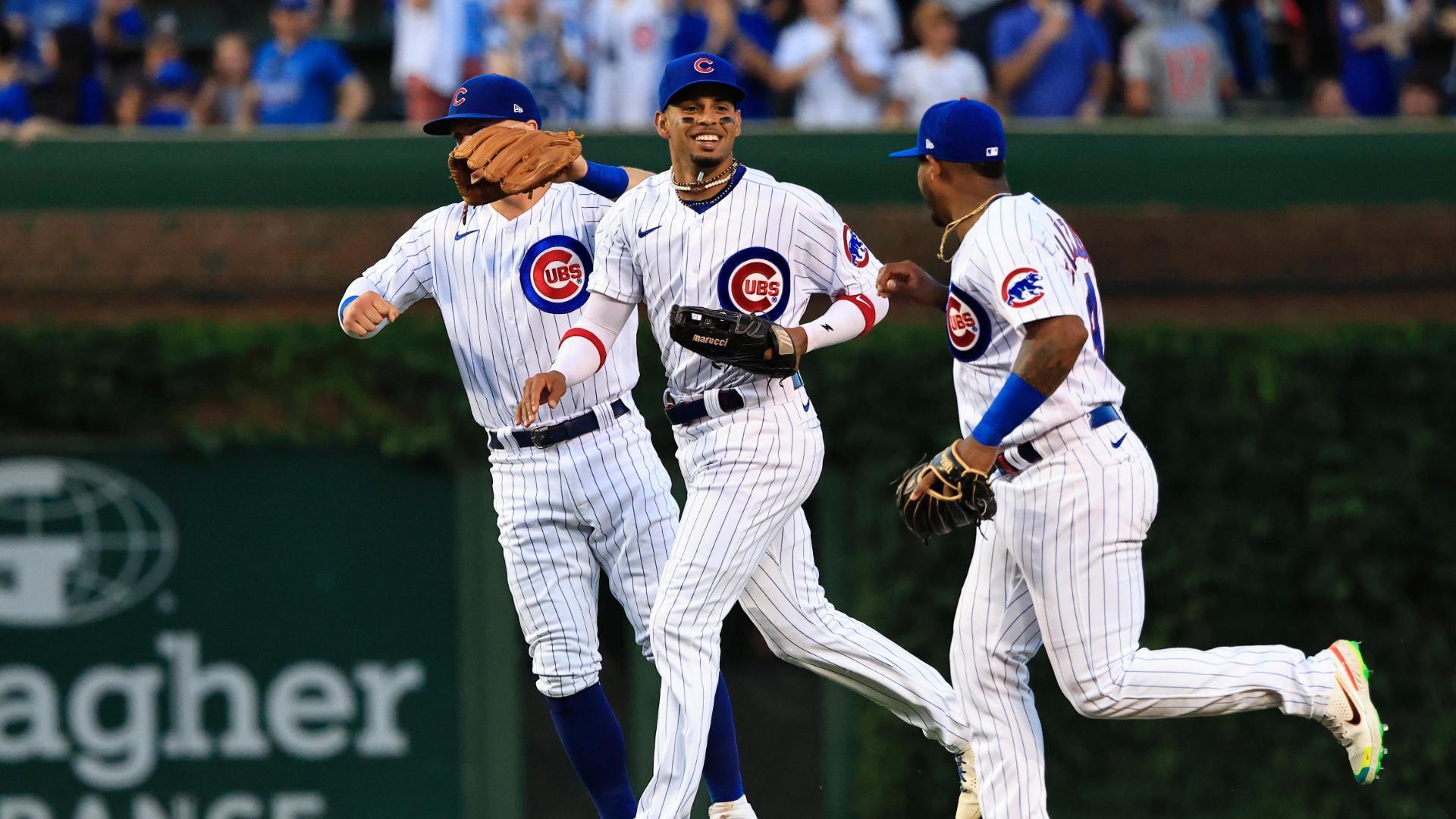 Contreras homers, Morel also goes deep as Cubs beat Reds 8-3
