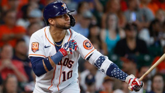 4TH OF JULY COMEBACK! Yordan Alvarez's walk-off home run caps off Astros'  7-6 win over Royals