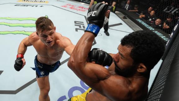 ESPN MMA on X: Drew Dober now has 9️⃣ knockouts in UFC lightweight  history, the most in the division 😤 #UFCVegas80  /  X