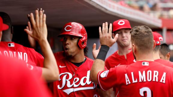 Barrero gets game-ending hit as Reds beat Phillies 1-0