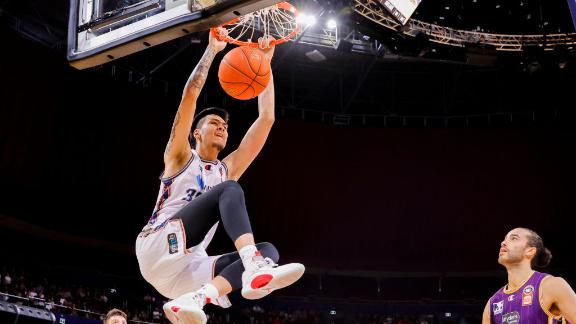 How the NBL's Adelaide 36ers made their mark during a historic NBA  preseason voyage - ESPN