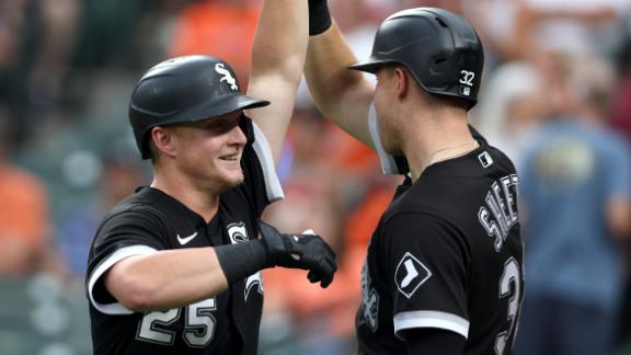 White Sox pound 5 homers, rock Central-leading Guardians 8-2 - Seattle  Sports