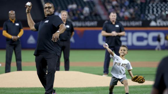 MLB celebrates Roberto Clemente Day, ceremony at Citi Field