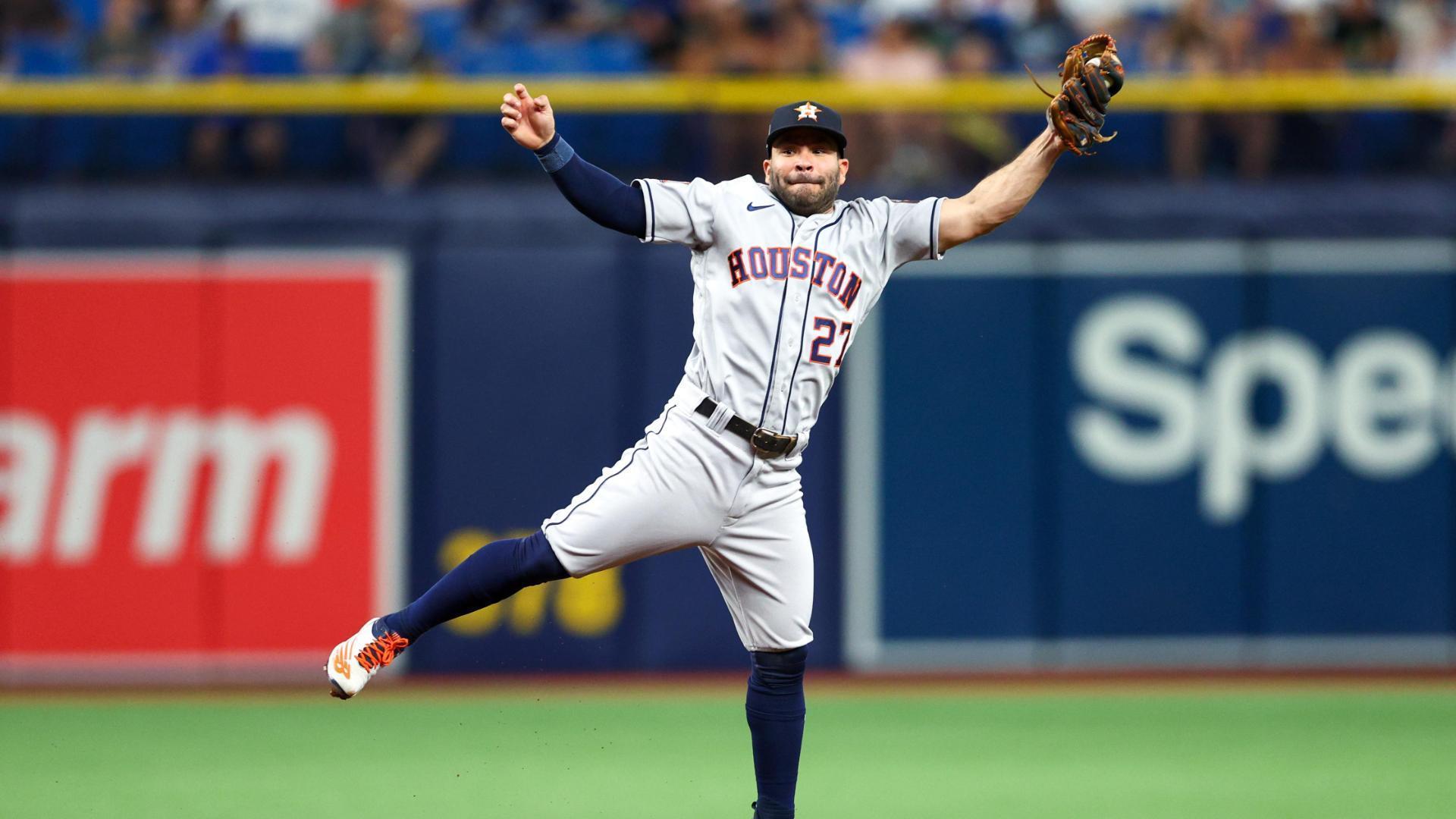 Altuve leadoff HR, Garcia wins 5th in row, Astros top Jays