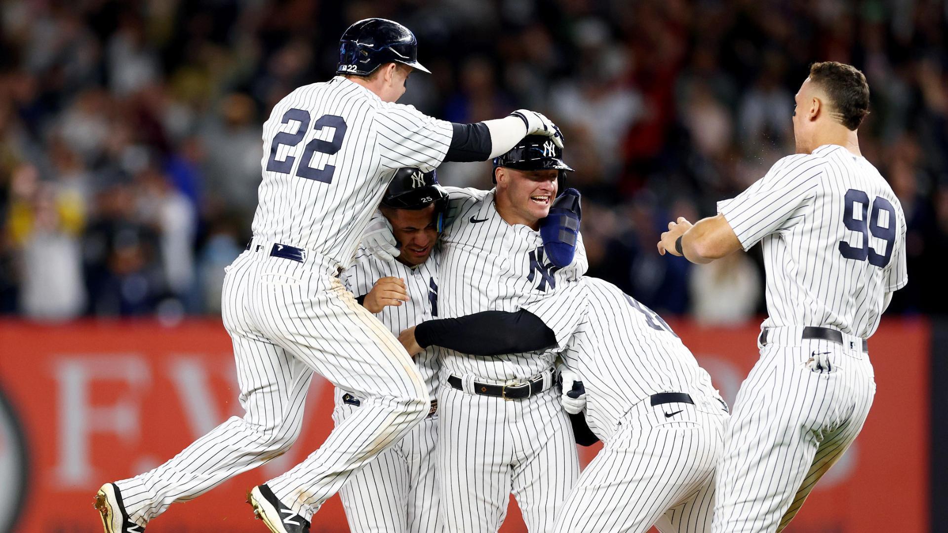 Judge Just Misses Record-Tying Homer as Yankees Clinch Playoff Spot - The  New York Times
