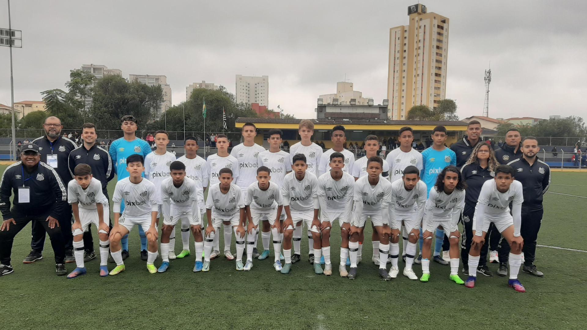 Sereinhas da Vila goleiam Mauaense por 13 a 0 pelo Campeonato Paulista Sub- 17 - Santos Futebol Clube