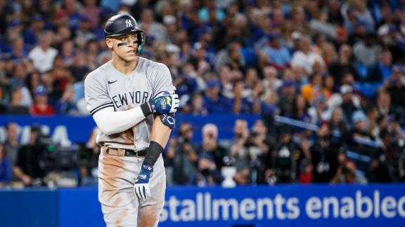 Judge 4 walks, still at 60 HR; Yankees win AL East, top Jays