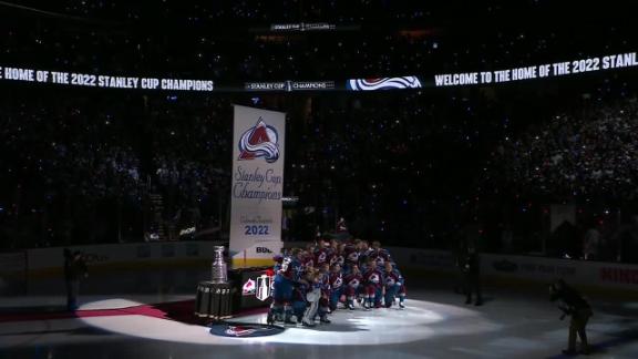 Avalanche raise Stanley Cup banner, start title defense with win