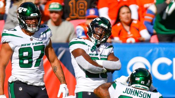 Hall hurt after 62-yard TD in Jets' 16-9 win over Broncos