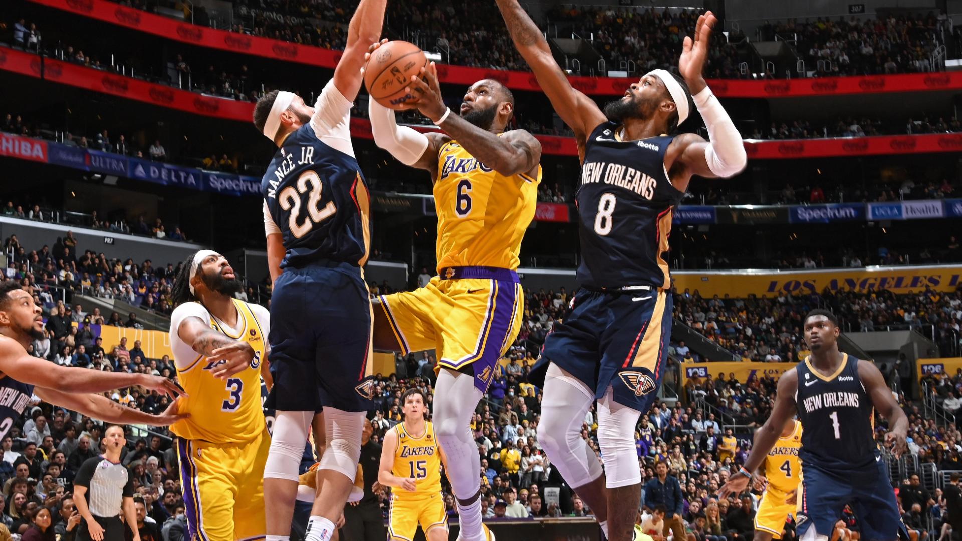 Ryan forces OT, Lakers rally for 120-117 win over Pelicans