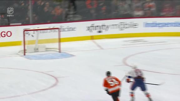 Hayes leads Flyers to win over Islanders