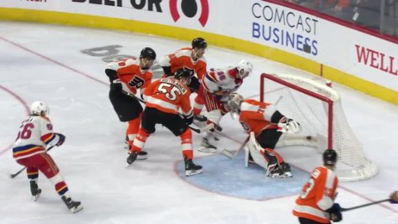 Devils top Flyers to set club mark with 11th straight road win