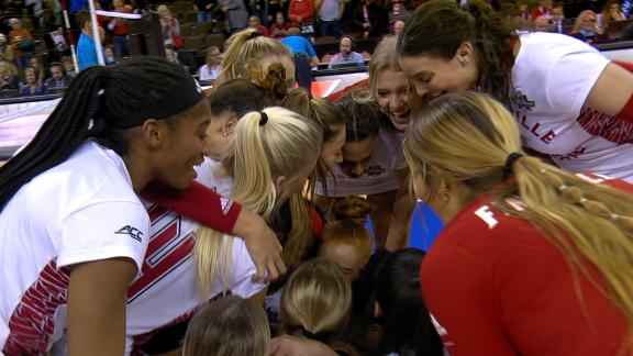 Womens Louisville Volleyball Team T-Shirt