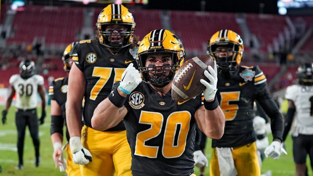 Wake Forest vs Missouri 2022 Gasparilla Bowl Full Game Replay NCAA College  Football Watch Live Free