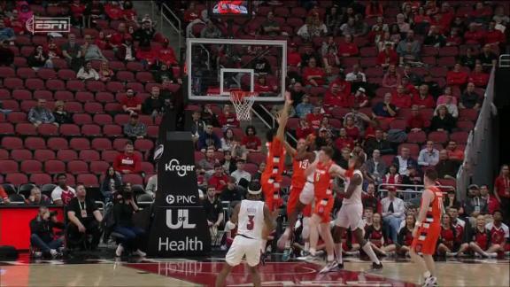 Syracuse survives a frenetic ending at Louisville to escape with 70-69 win  (final score, recap) 