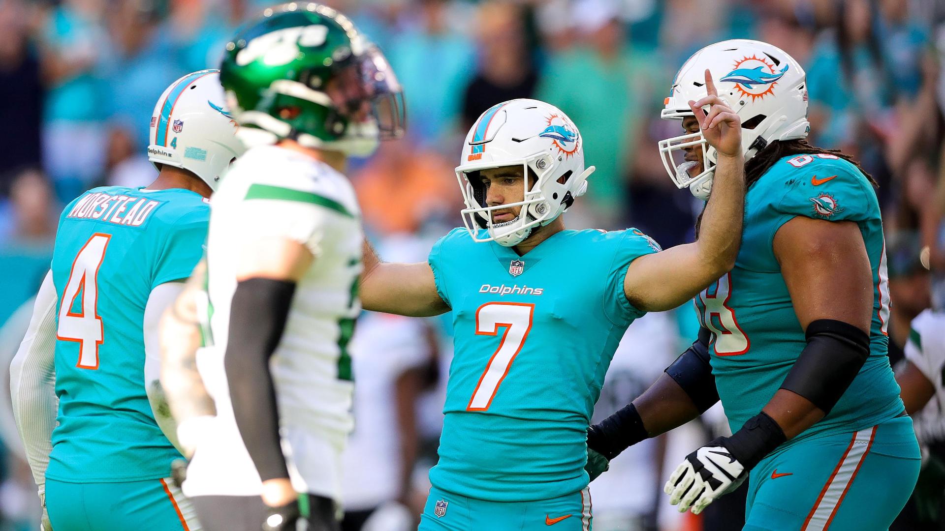 Jets lose season finale, Dolphins clinch playoff berth