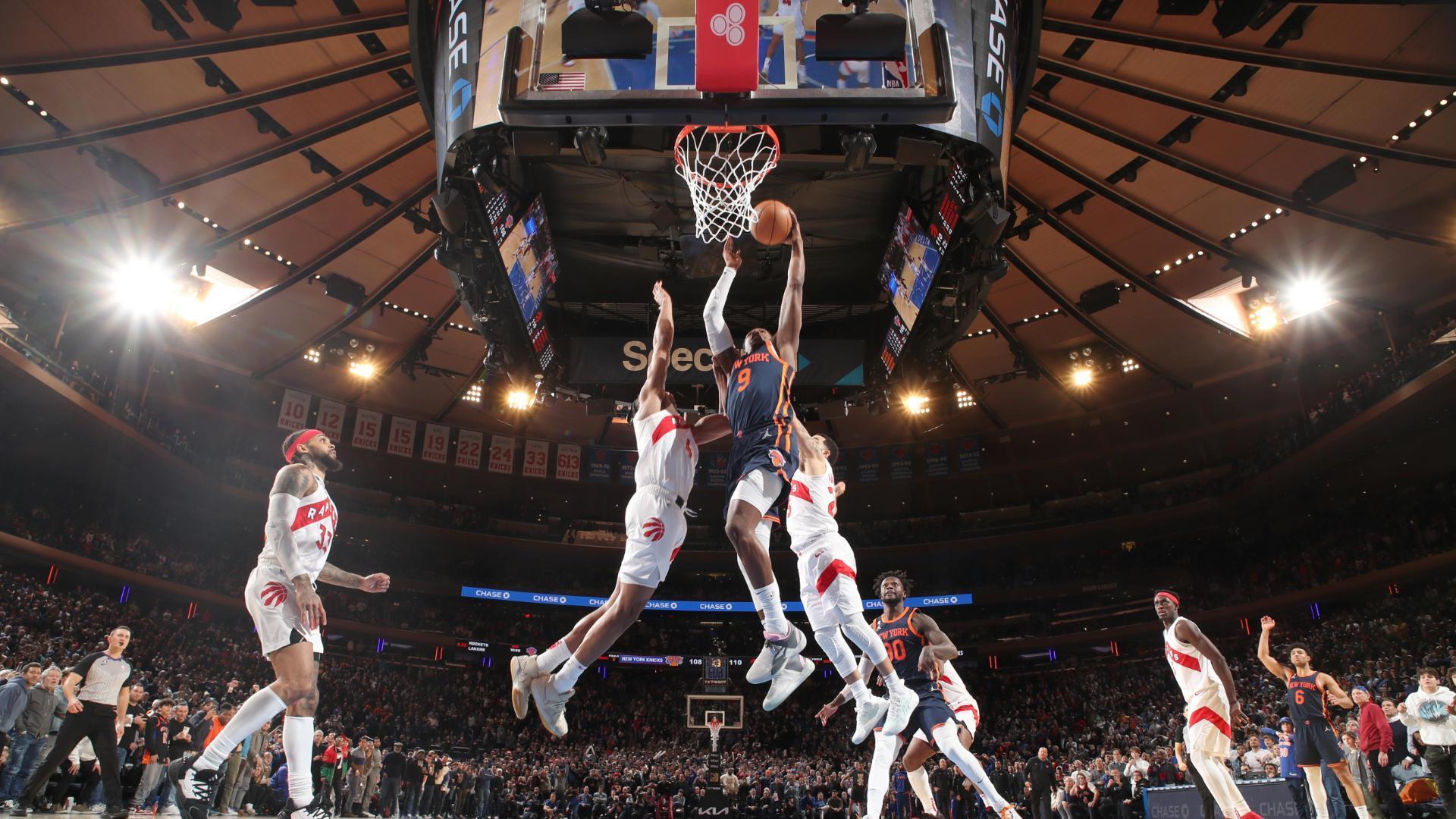 Raptors recover after Barrett tying slam, edge Knicks in OT - ABC7 New York