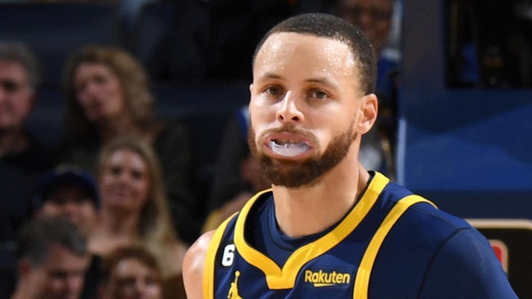 Curry comes up limping after mad scramble in Warriors loss – KGET 17