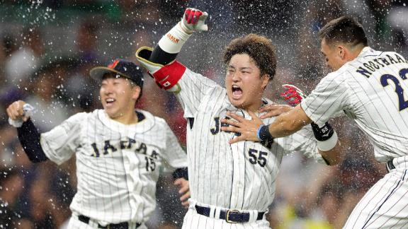 Japan stuns U.S. in dramatic final out to win the World Baseball