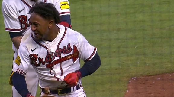 Albies drives in winning run in 9th as Braves beat Dodgers 4-3