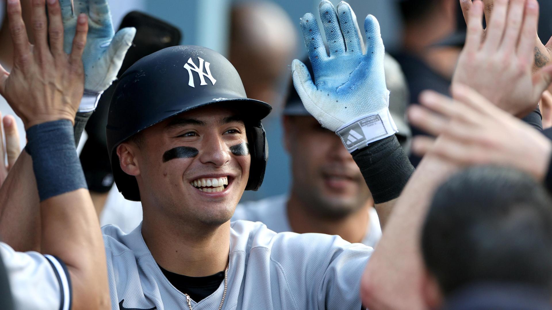 Yankees score runs in final 3 innings for 4-1 victory over Dodgers 