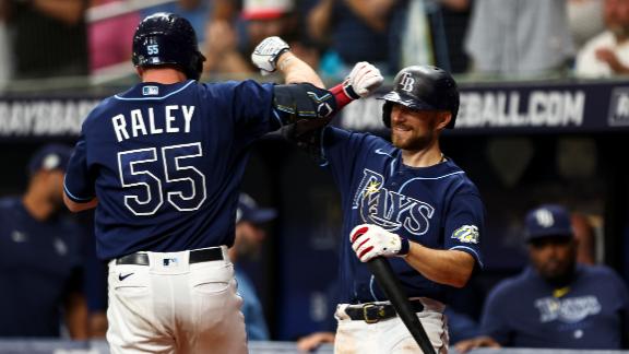 Walker wins 6th straight start, Phillies beat Rays 8-4 for 11th consecutive  road win