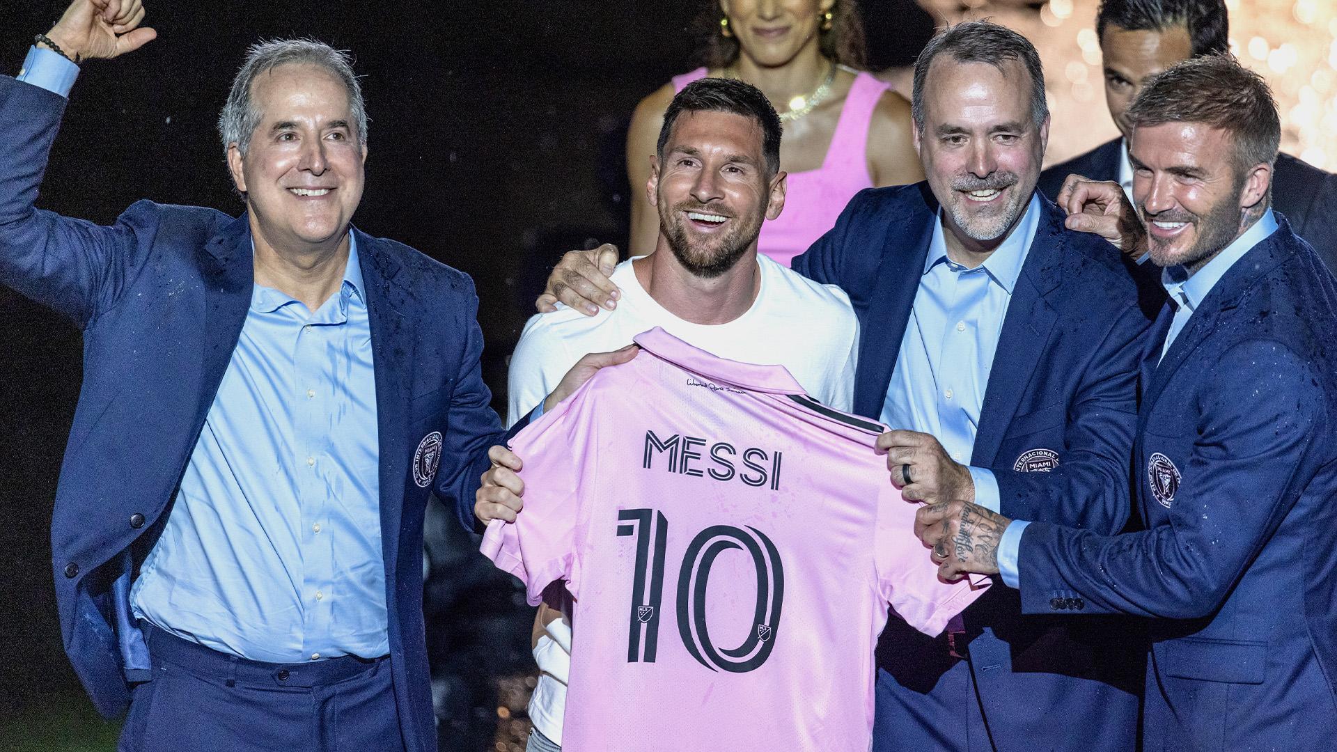 ¡Messi con la camiseta! Lio fue presentado en el Inter Miami
