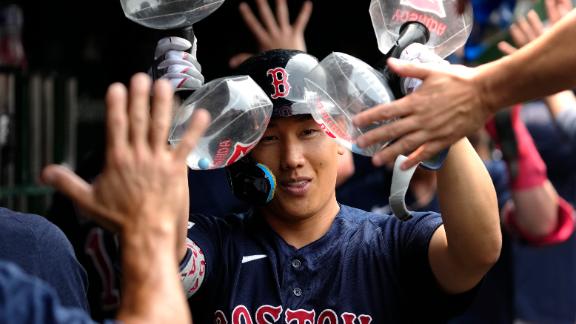 Yoshida hits a grand slam and drives in 6 as the Red Sox rout the Cubs ...