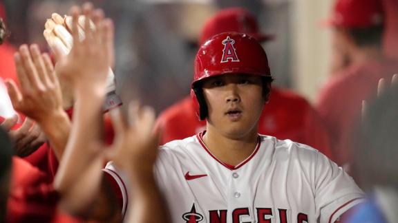 Shohei Ohtani hits 40th homer after leaving mound early with cramps in  Seattle's 5-3 win over Angels - ABC News