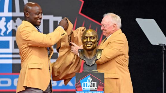 DeMarcus Ware, Chuck Howley make Pro Football Hall of Fame Class of 2023 -  Blogging The Boys